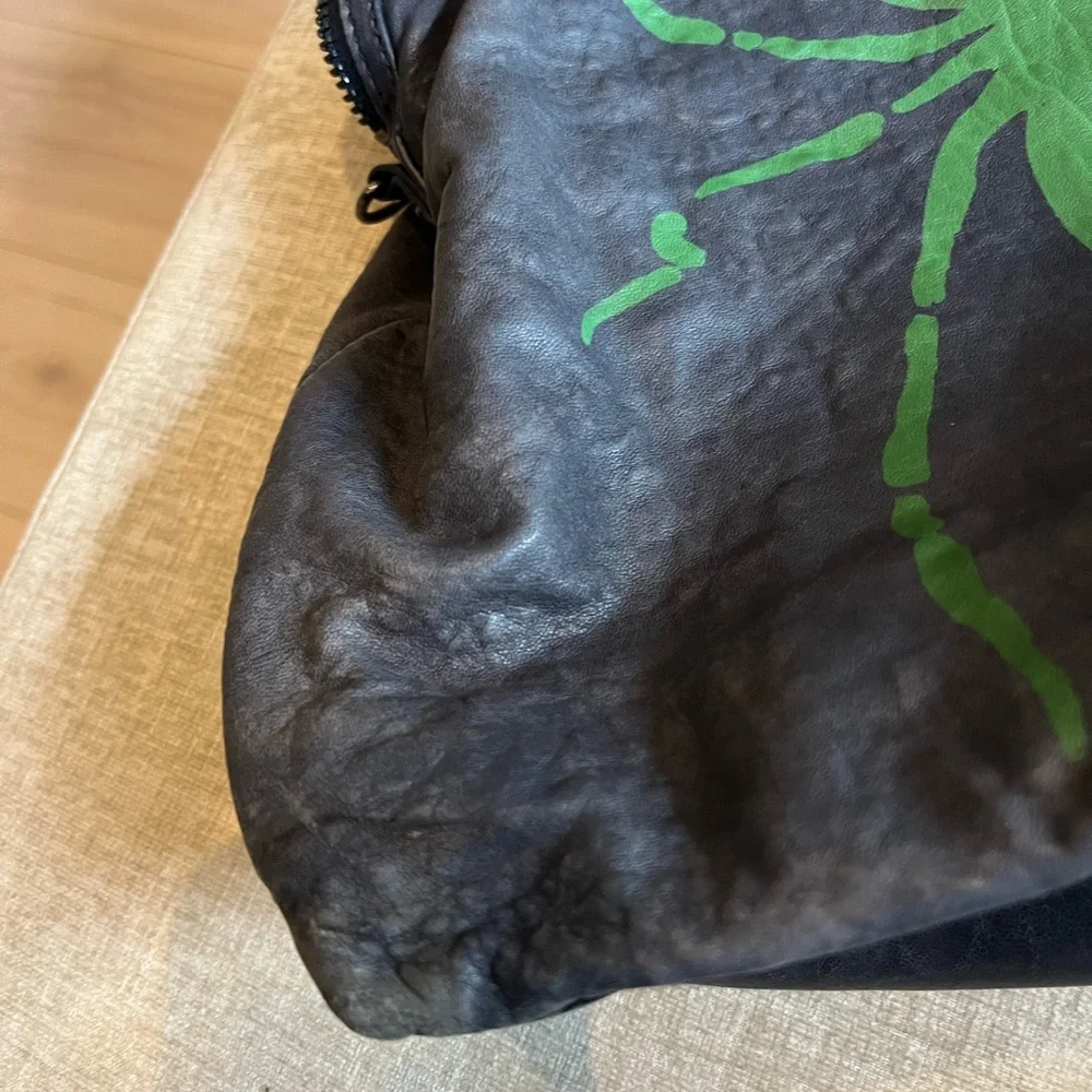 Vintage Tory Burch- Blue Leather Bowling Tote with Hand Painted Green Spider - Picture 6 of 10